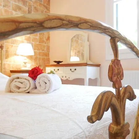 度假居 Filaretos Vavkerí